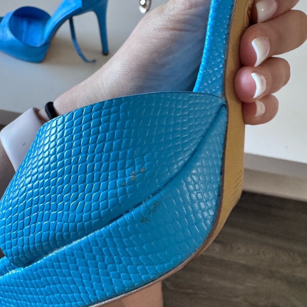 Aldo Blue Peep Toe Heels - Picture 8 of 13
